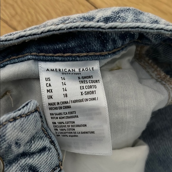 American Eagle Outfitters Blue Boyfriend Jeans Distressed Casual - Picture 5 of 6